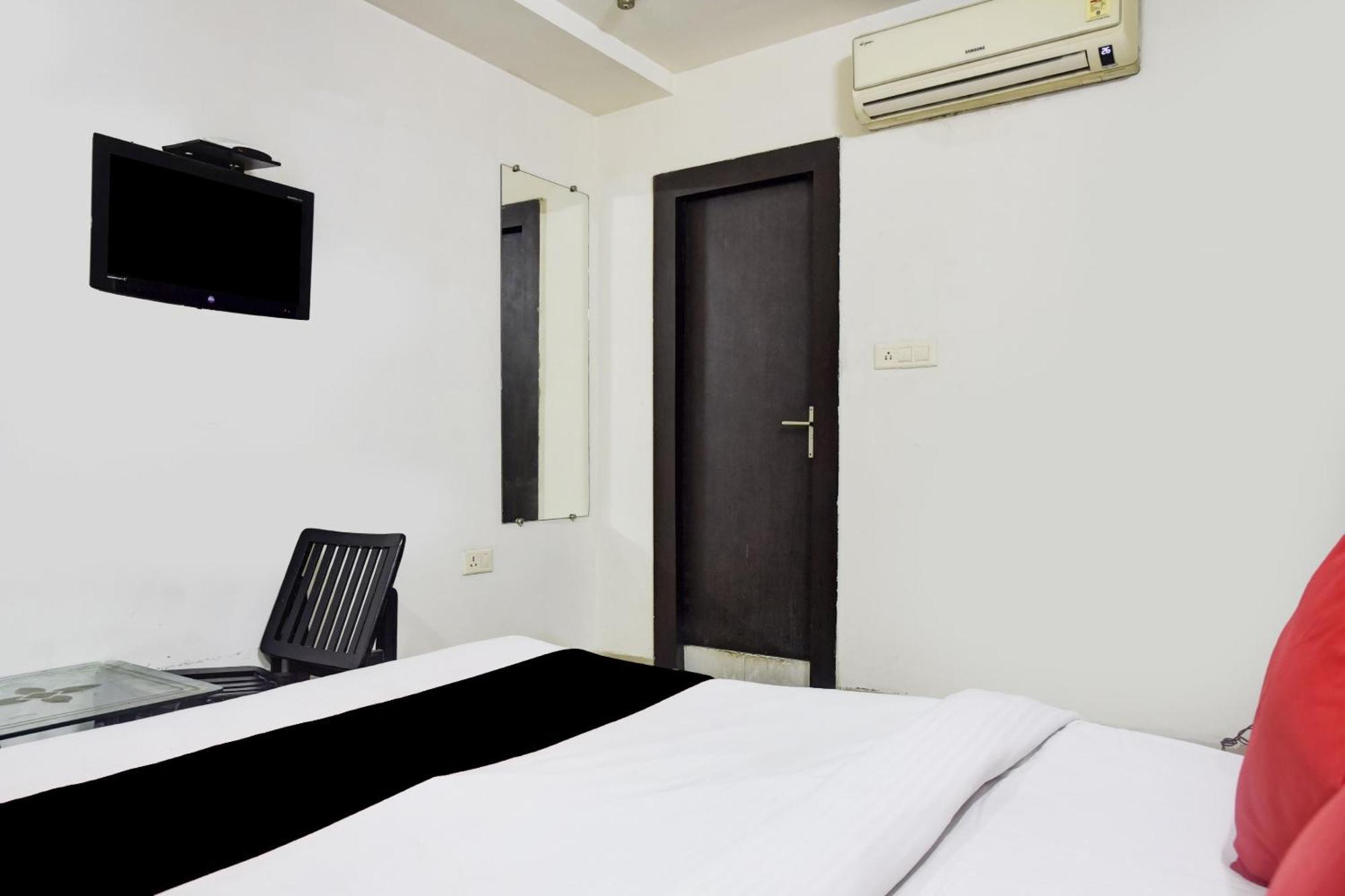 Hotel O Aditya Palace Bhopal Exterior photo