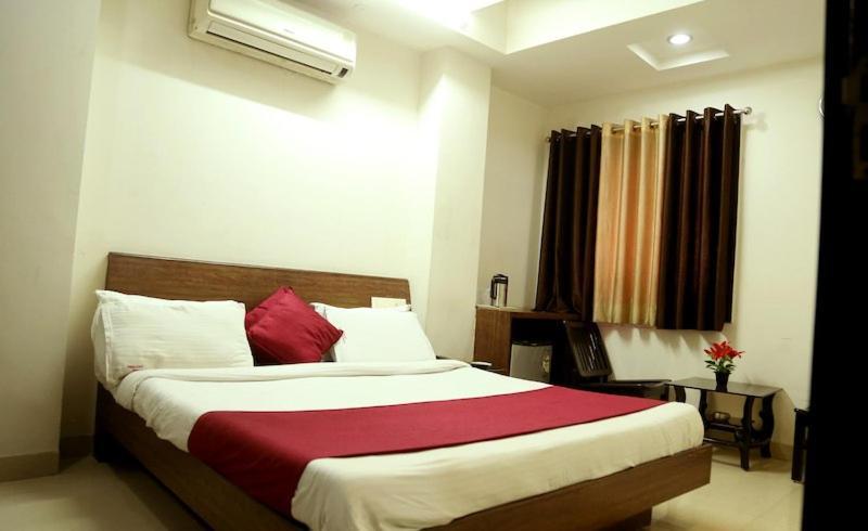 Hotel O Aditya Palace Bhopal Exterior photo